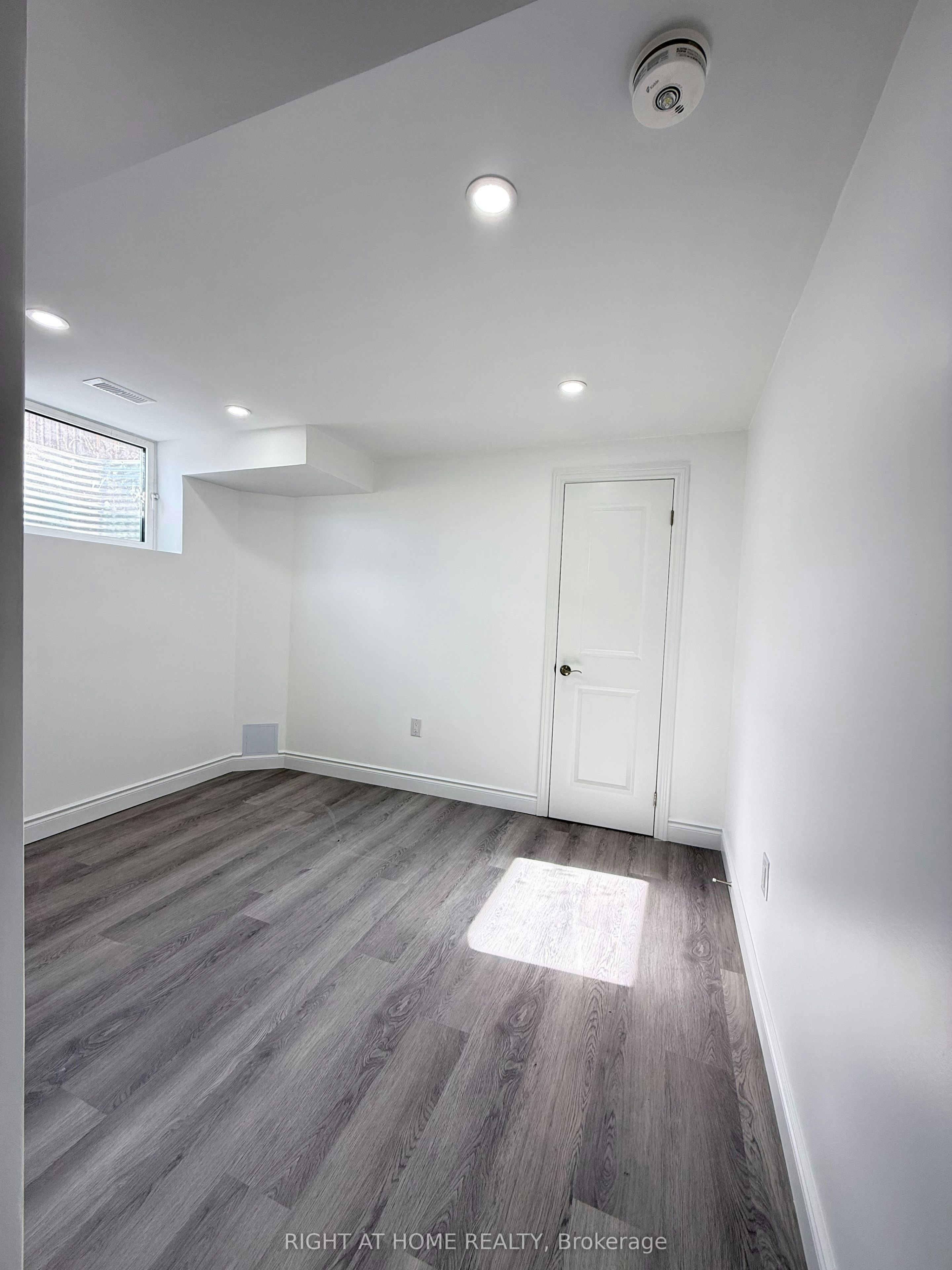 Basement-42 Whistler Street, Hamilton, ON, L0P 1P0 - 5