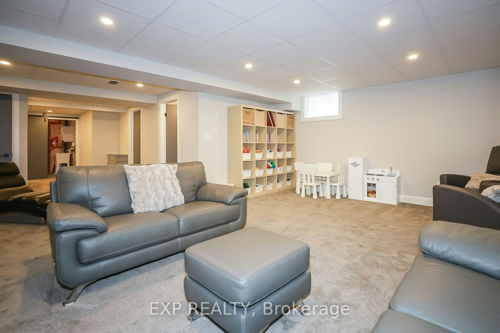 77A Broadway Avenue, St. Catharines, ON, L2M 7Y3 - 32