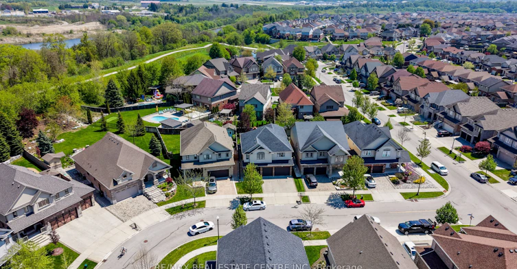 10 Deer Creek Street, Kitchener, ON, N2A 0E7 - 41