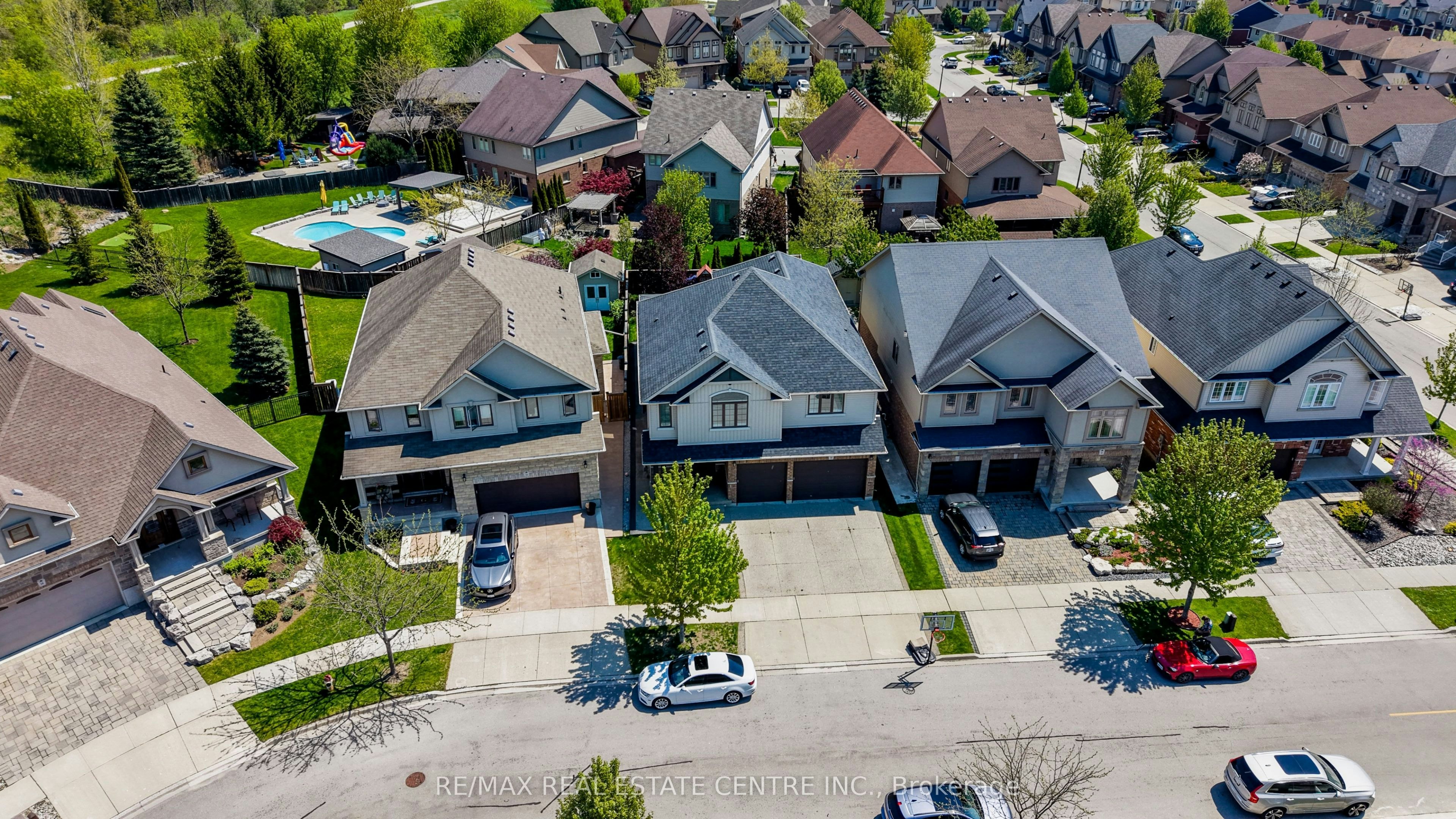 10 Deer Creek Street, Kitchener, ON, N2A 0E7 - 40