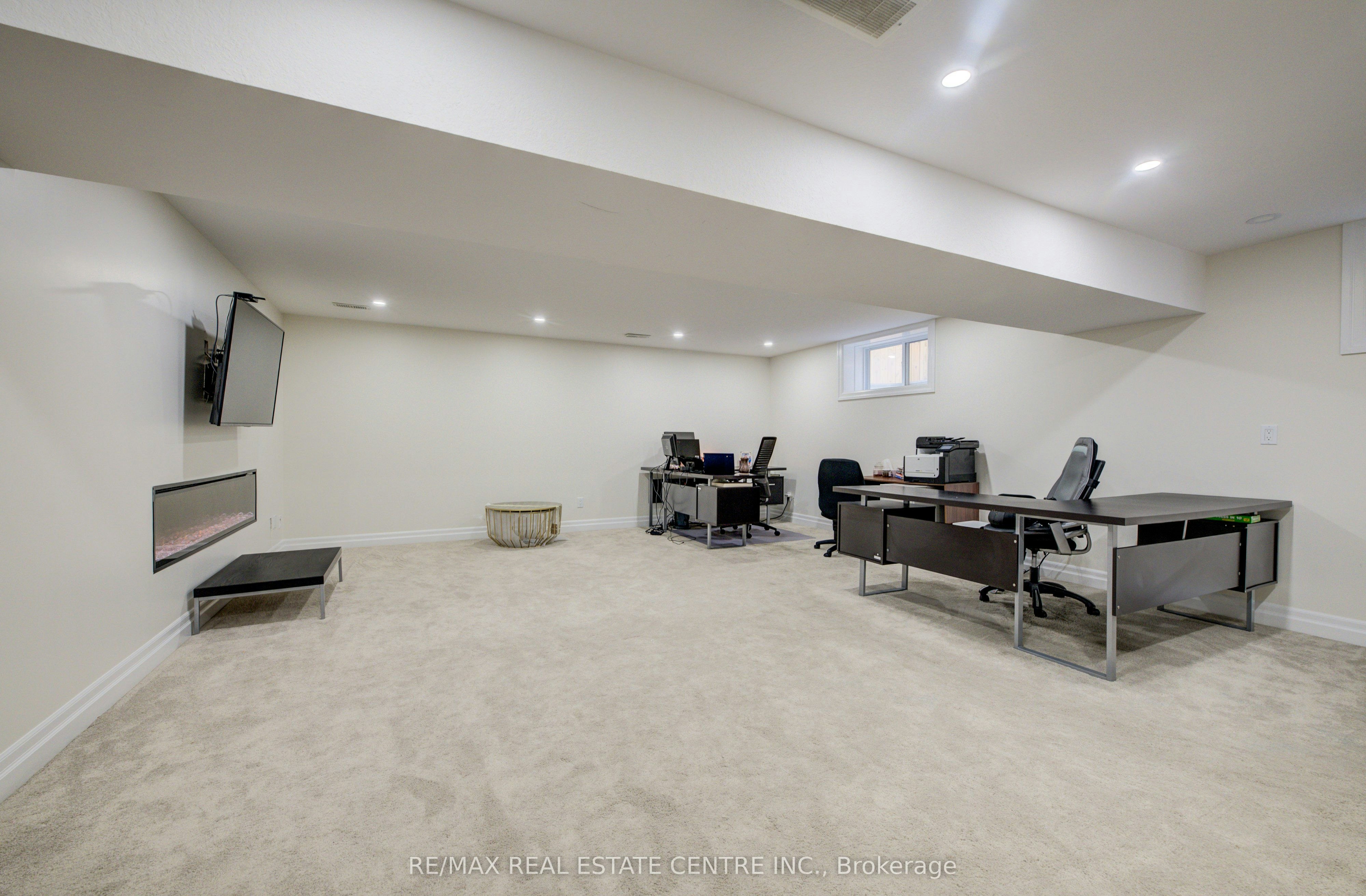 10 Deer Creek Street, Kitchener, ON, N2A 0E7 - 27