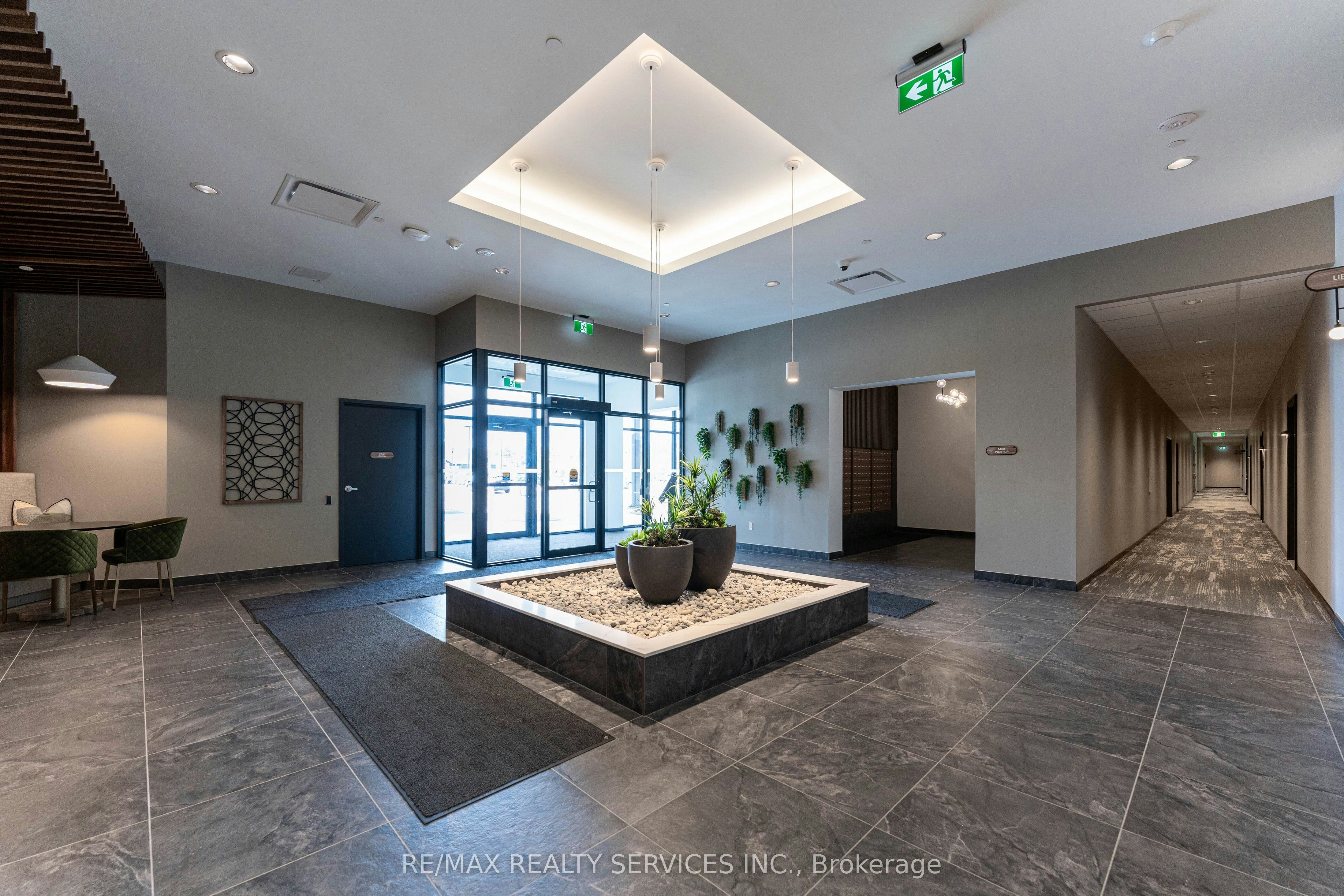 402-525 New Dundee Road, Kitchener, ON, N2P 0K8 - 2