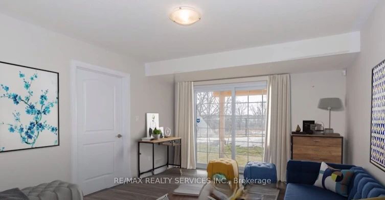 22 Bank Swallow Crescent, Kitchener, ON, N2P 2N3 - 2