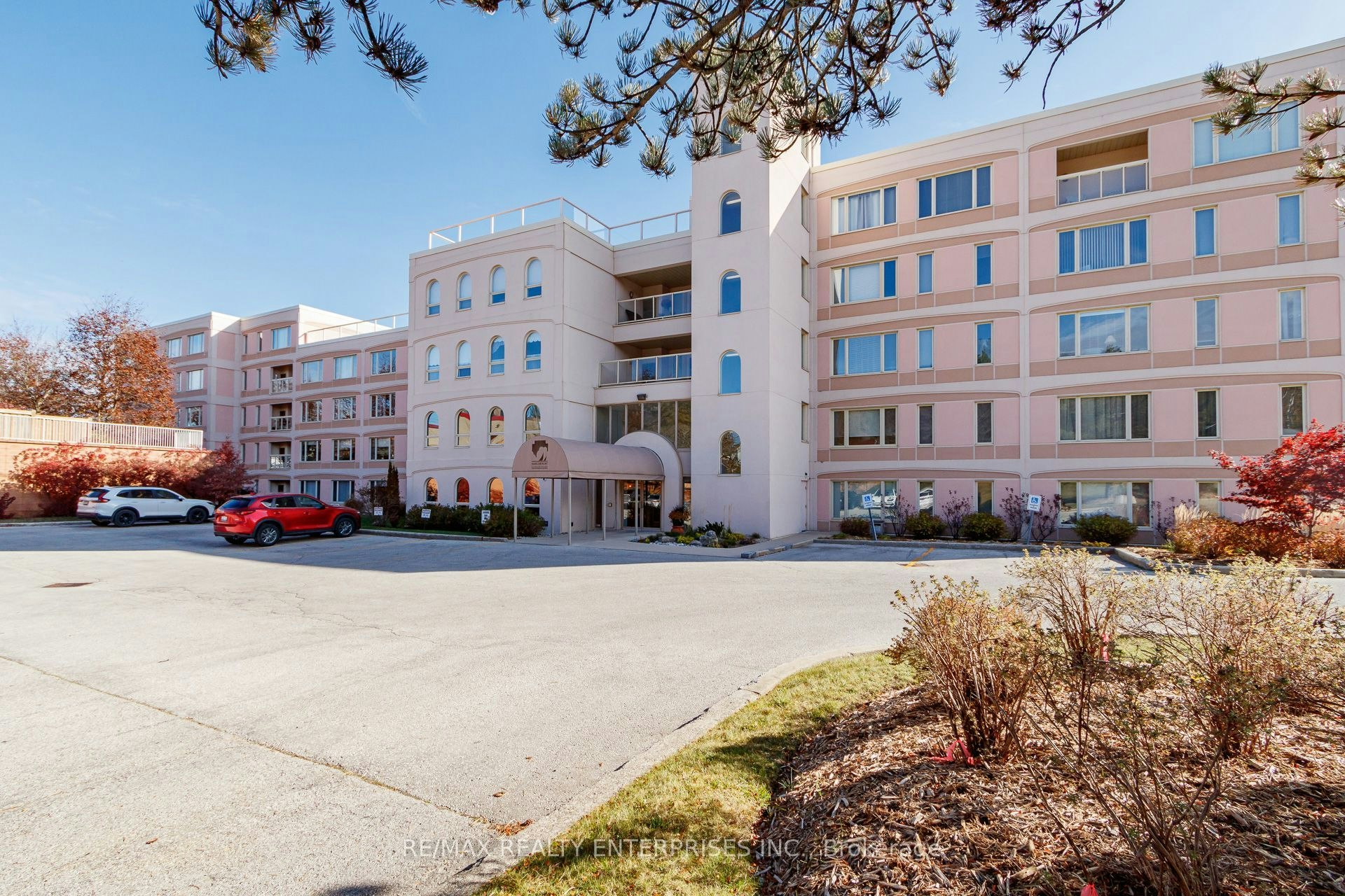 210-2555 3rd Avenue W, Owen Sound, ON, N4K 6T8