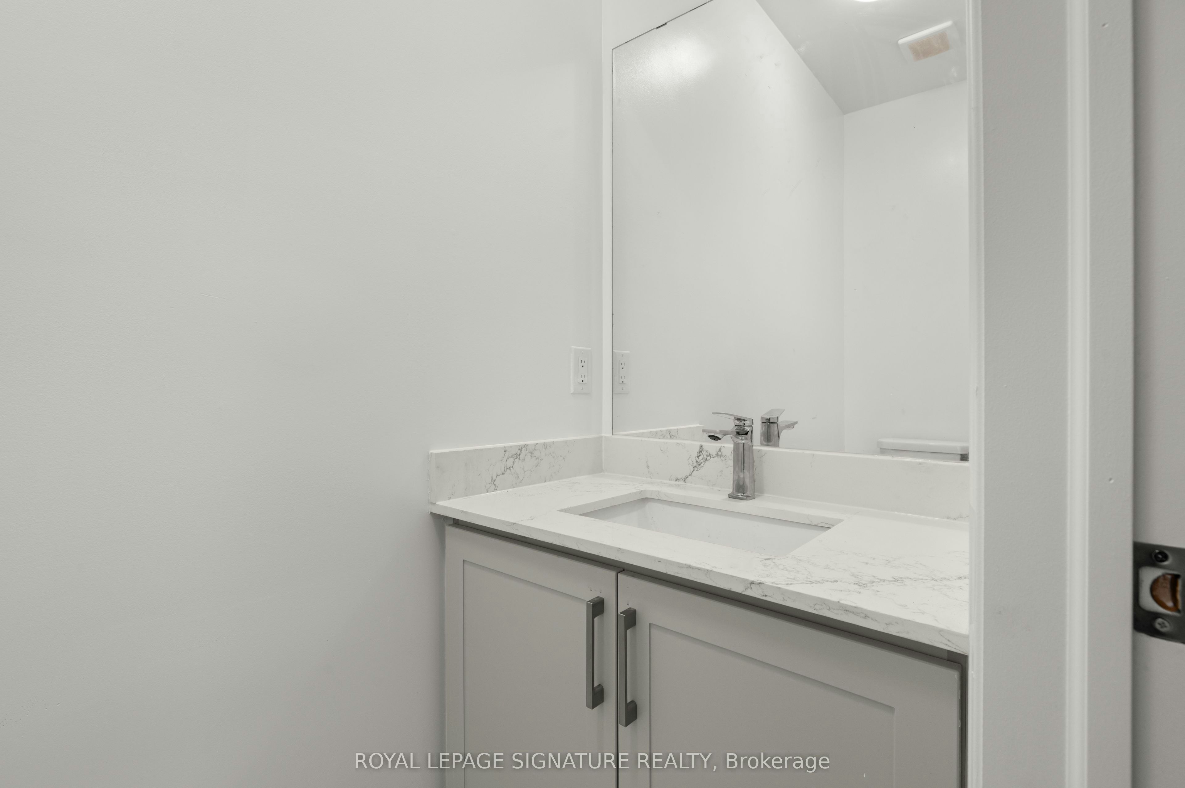 Main & Upper Floor-1 Aitchison Avenue, Southgate Township, ON, N0C 1B0 - 14