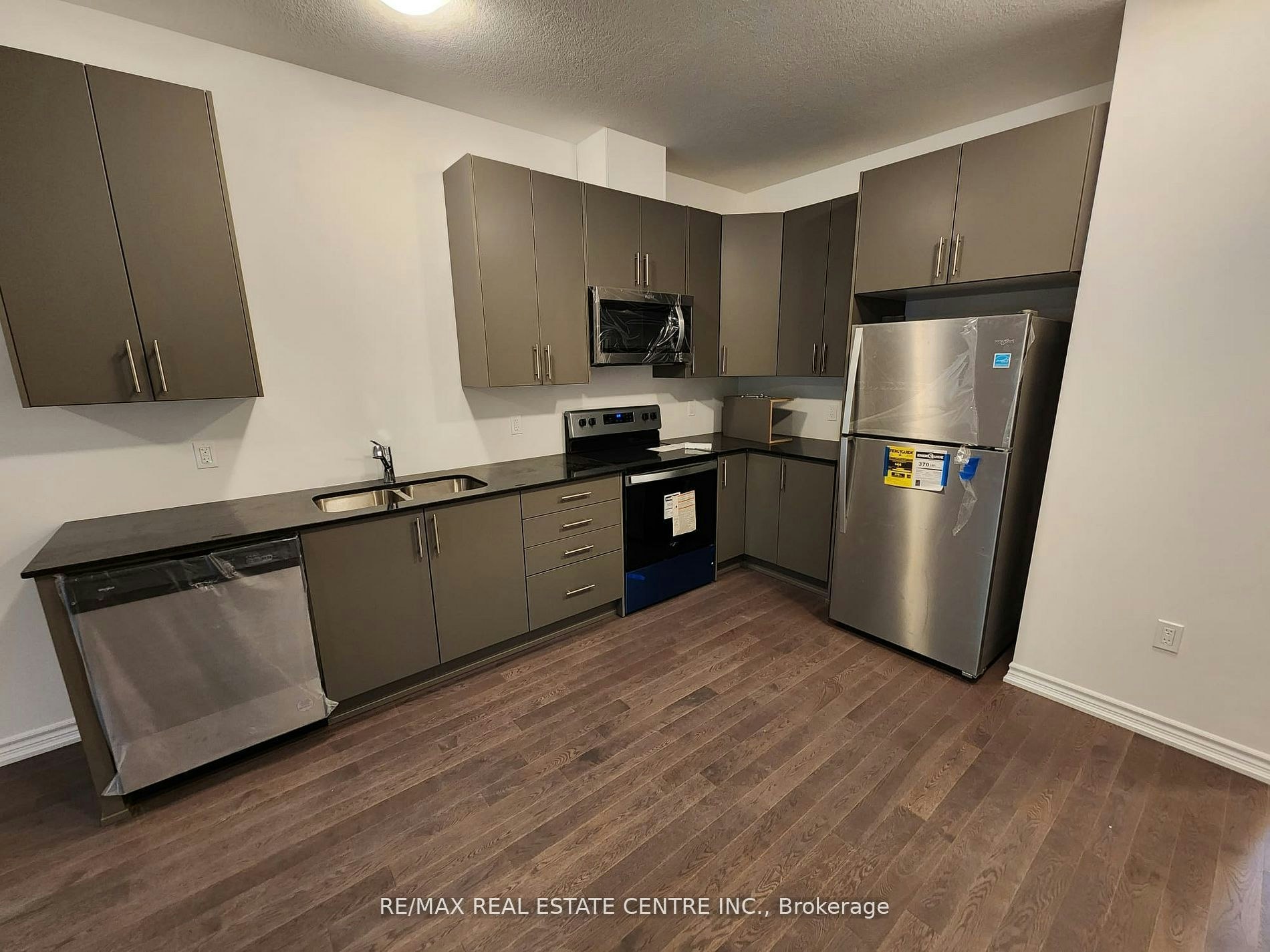 183 Adley Drive, Brockville, ON, K6V 7J2 - 3