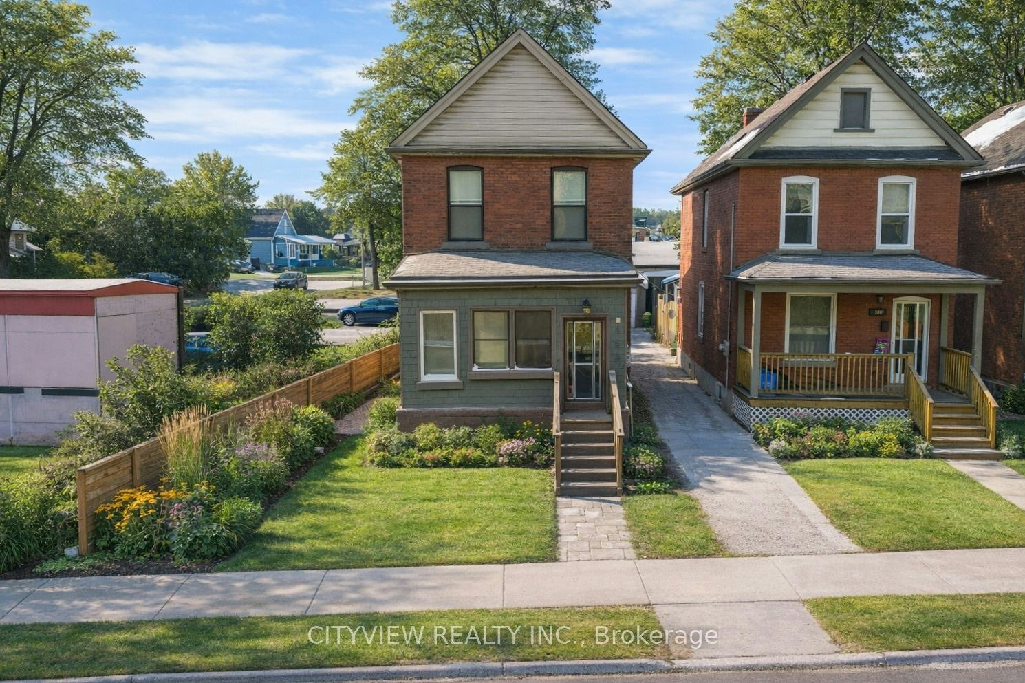 382 Beach Road, Hamilton, ON, L8H 3K5