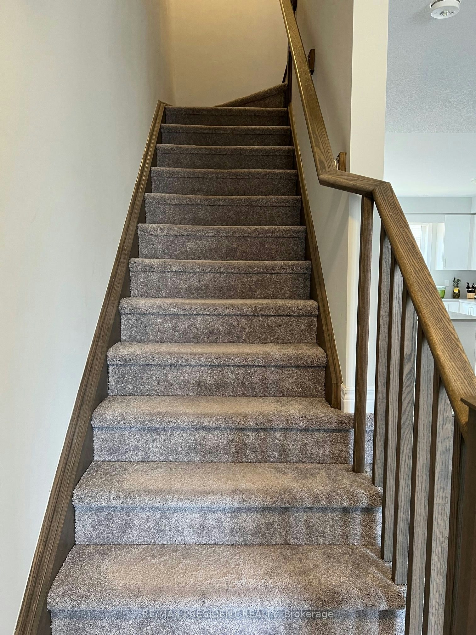 35 Rapids Lane, Hamilton, ON, L8K 0A3 - 11