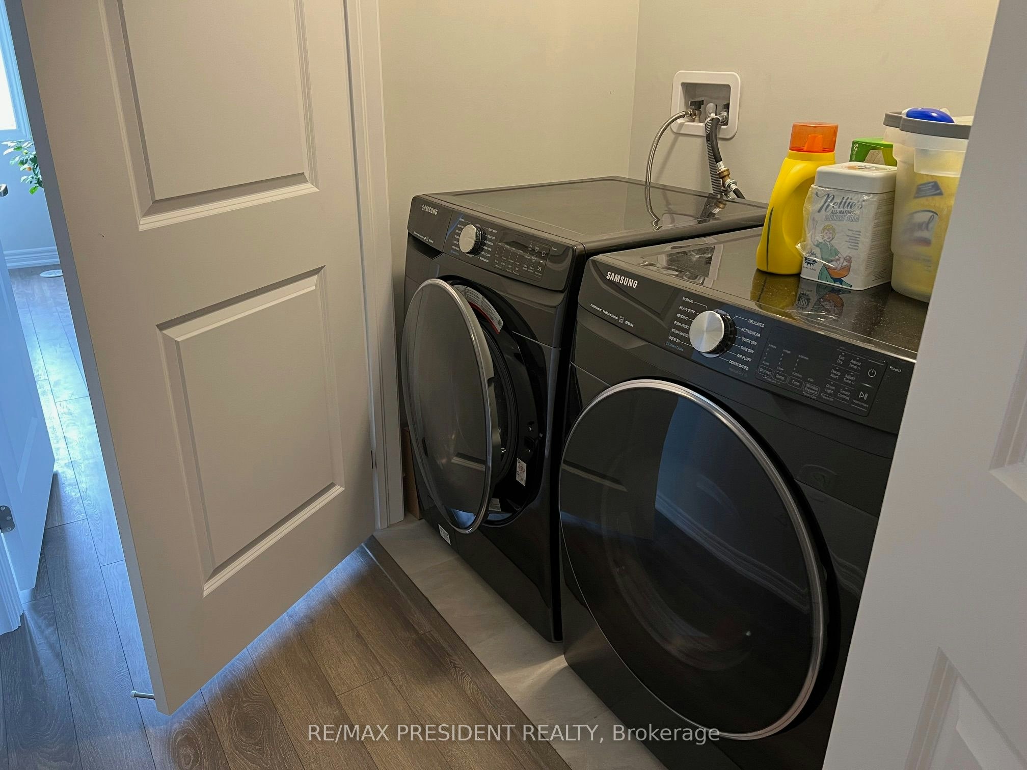 35 Rapids Lane, Hamilton, ON, L8K 0A3 - 16