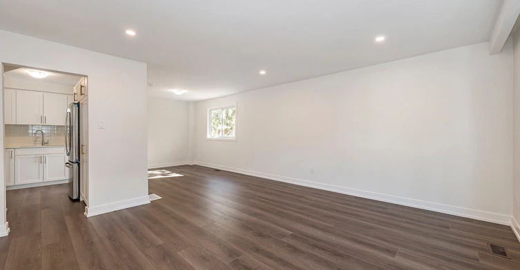 72 Delawana Drive, Hamilton, ON, L8E 1G4 - 4