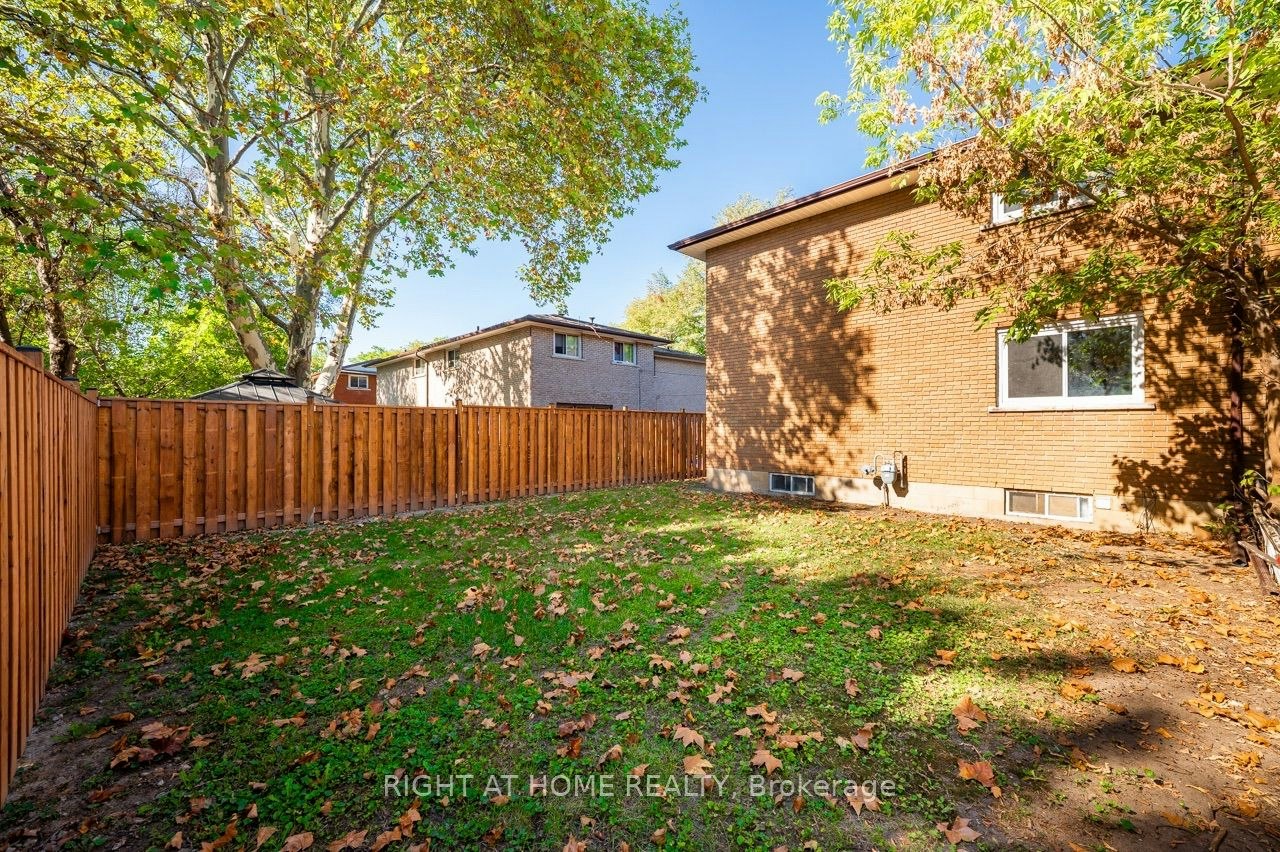 72 Delawana Drive, Hamilton, ON, L8E 1G4 - 33