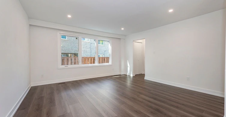 72 Delawana Drive, Hamilton, ON, L8E 1G4 - 6