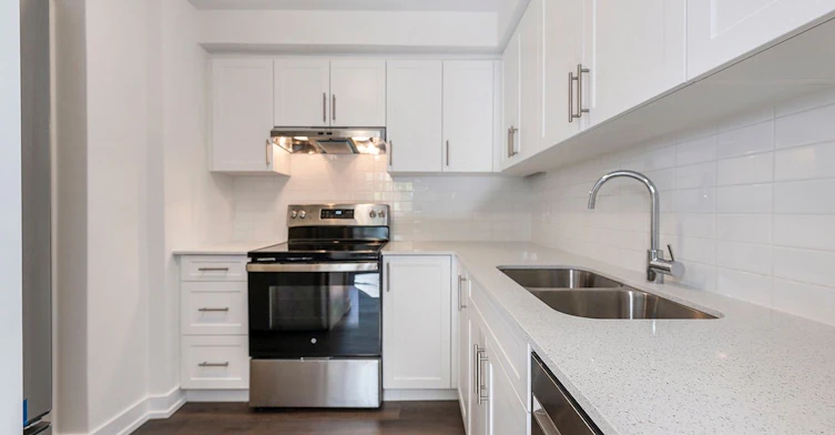 72 Delawana Drive, Hamilton, ON, L8E 1G4 - 10