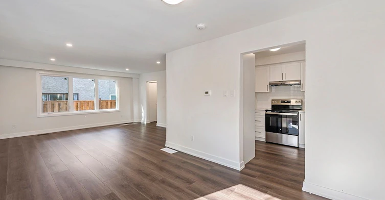 72 Delawana Drive, Hamilton, ON, L8E 1G4 - 8