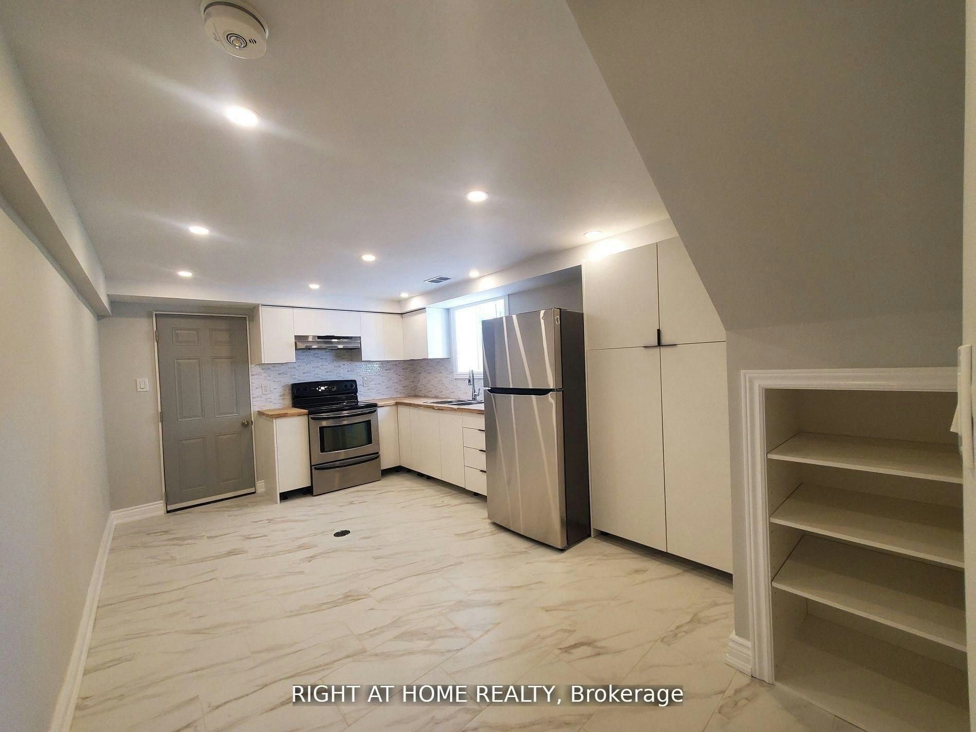 214 Kenilworth Avenue S, Hamilton, ON, L8K 2T4 - 17