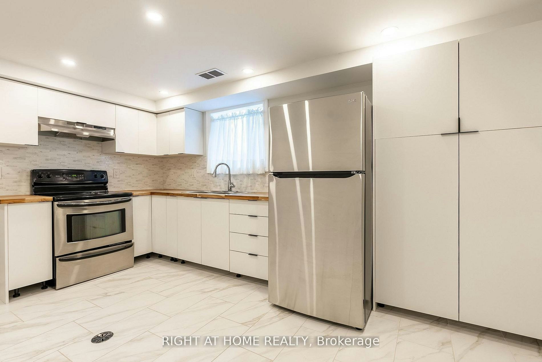 214 Kenilworth Avenue S, Hamilton, ON, L8K 2T4 - 21