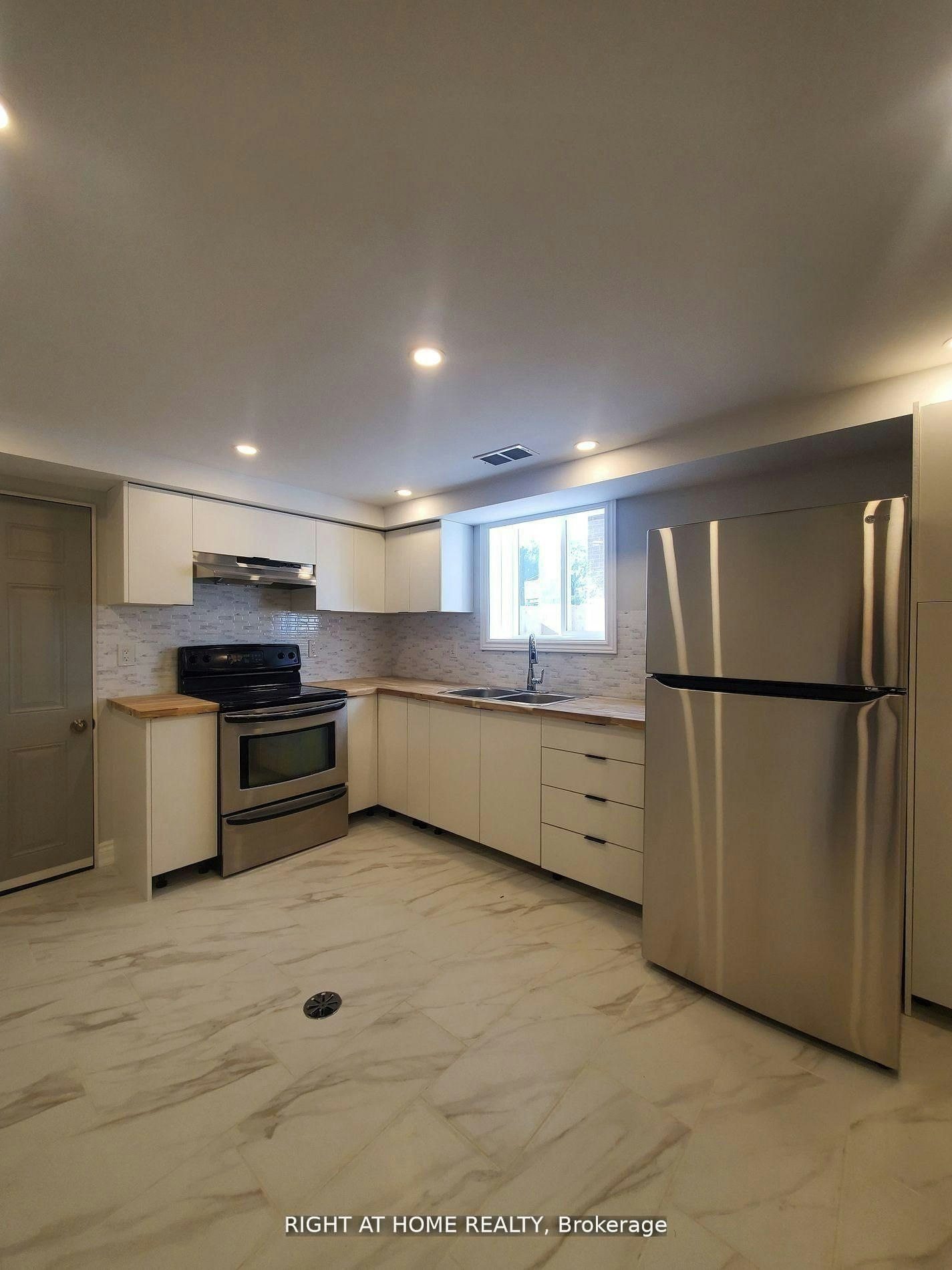 214 Kenilworth Avenue S, Hamilton, ON, L8K 2T4 - 18