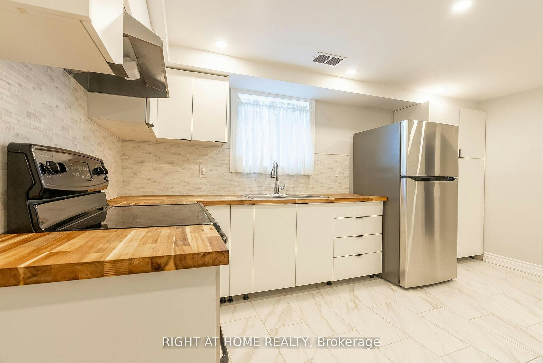 214 Kenilworth Avenue S, Hamilton, ON, L8K 2T4 - 23