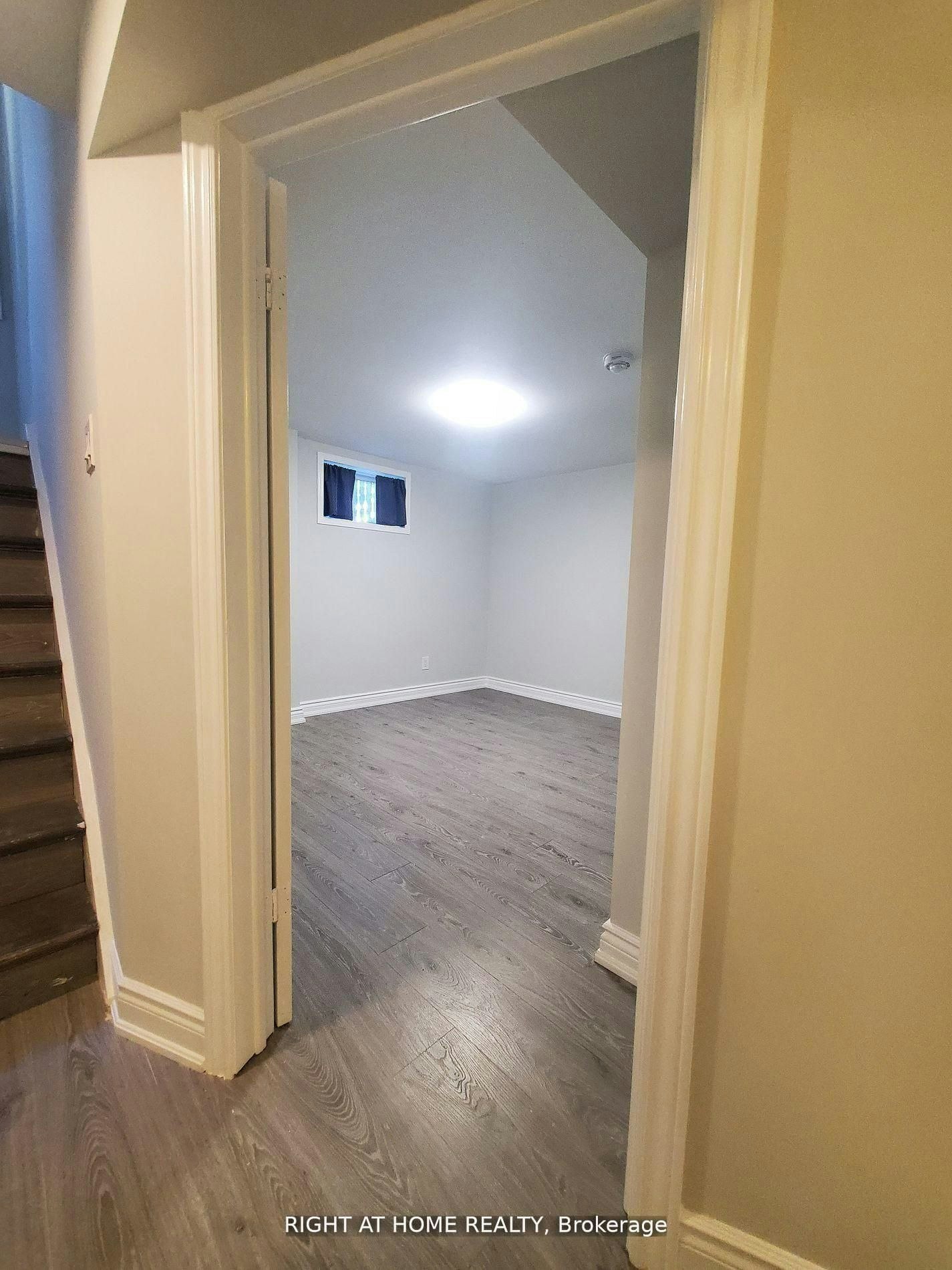 214 Kenilworth Avenue S, Hamilton, ON, L8K 2T4 - 5