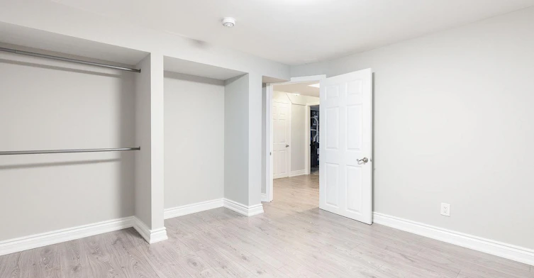 214 Kenilworth Avenue S, Hamilton, ON, L8K 2T4 - 9