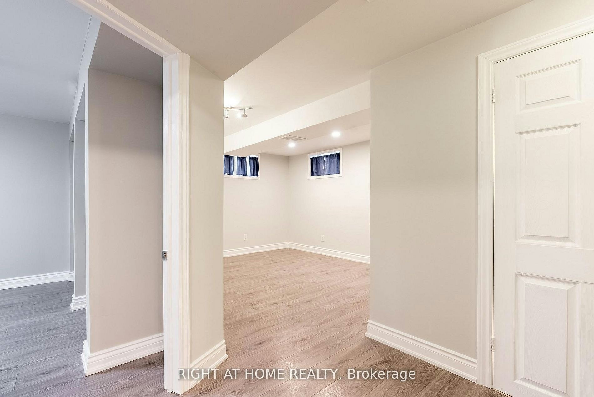 214 Kenilworth Avenue S, Hamilton, ON, L8K 2T4 - 6