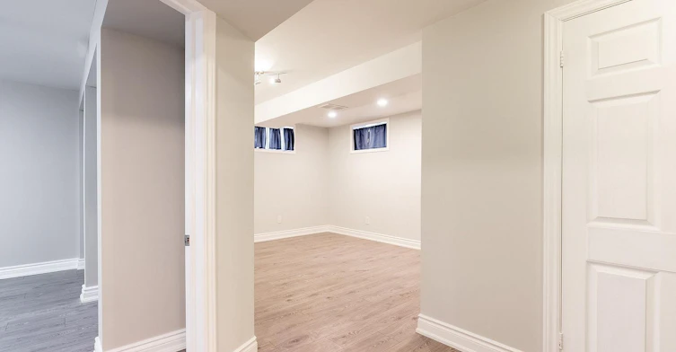 214 Kenilworth Avenue S, Hamilton, ON, L8K 2T4 - 6