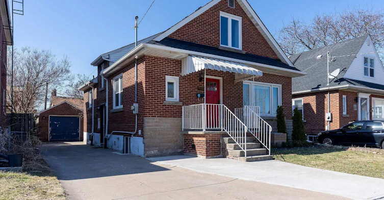 214 Kenilworth Avenue S, Hamilton, ON, L8K 2T4 - 2