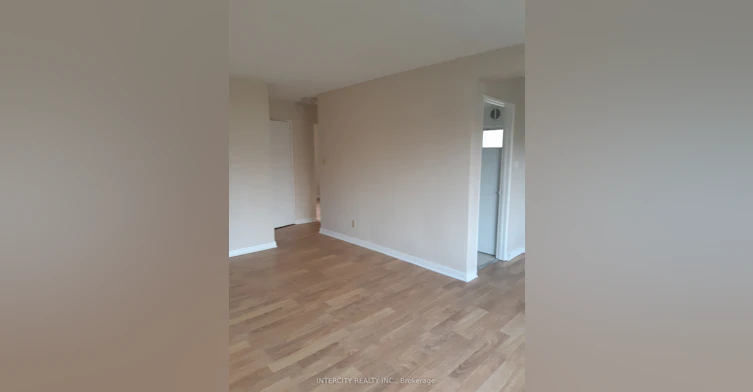 P77-5150 Wyandotte Street E, Windsor, ON, N8S 1L2 - 5