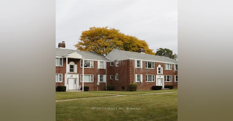 P77-5150 Wyandotte Street E, Windsor, ON, N8S 1L2