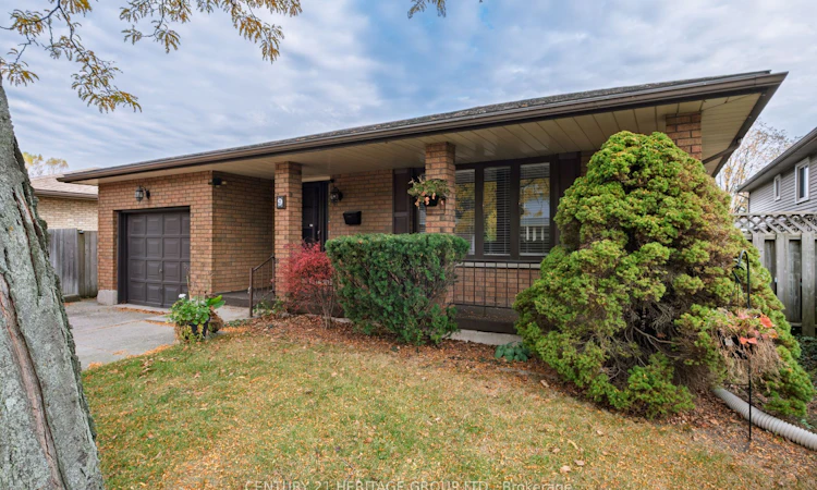 9 Lilac Court