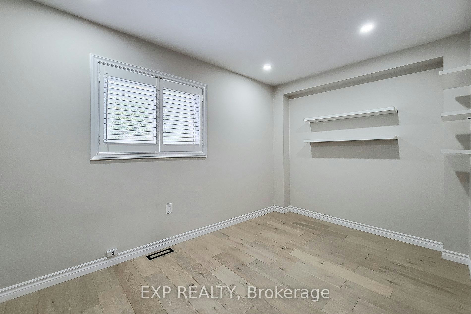303 Deere Street, Welland, ON, L3B 2L9 - 10
