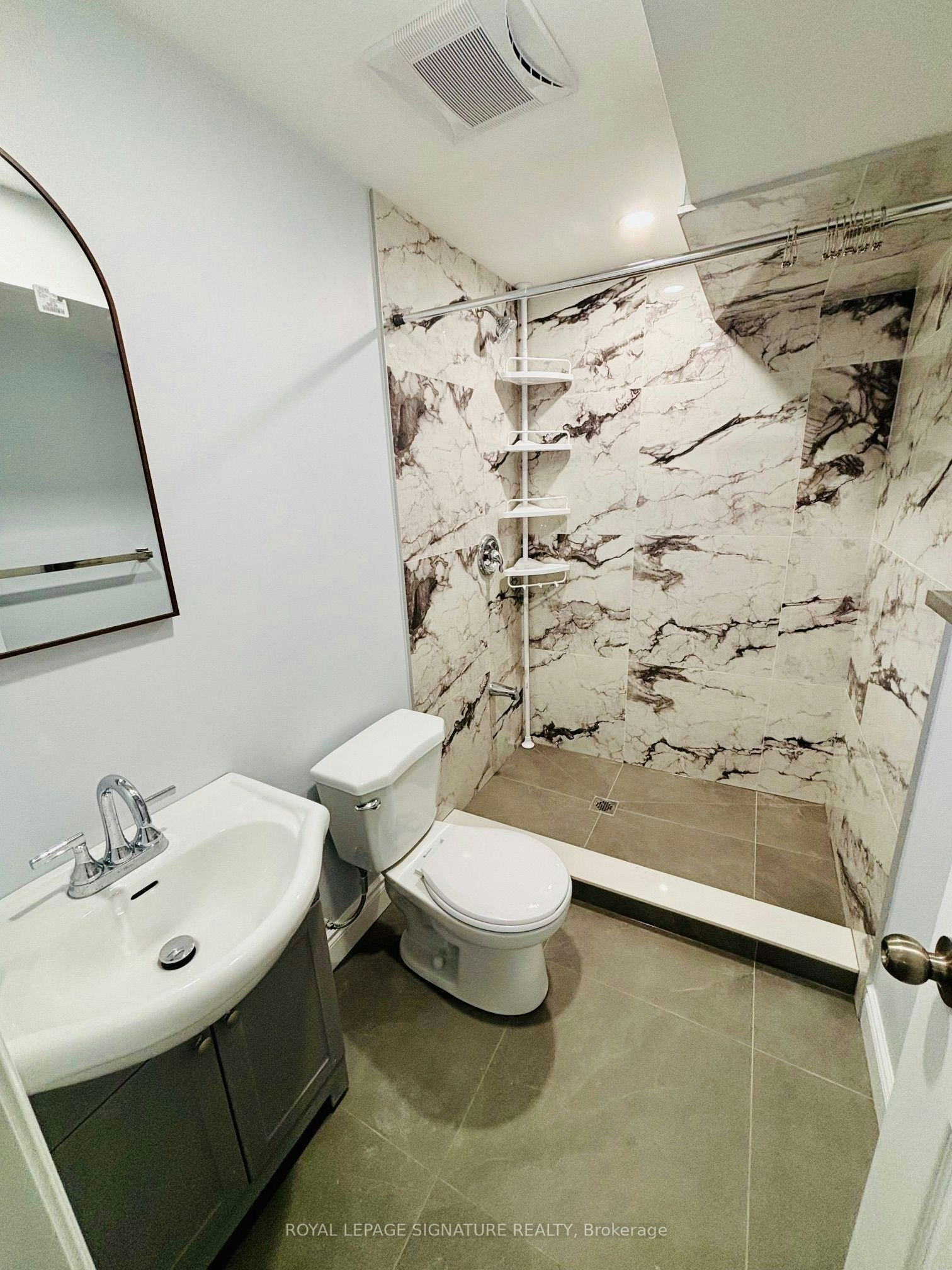 Lower-229 Springvalley Crescent, Hamilton, ON, L9C 0B3 - 13