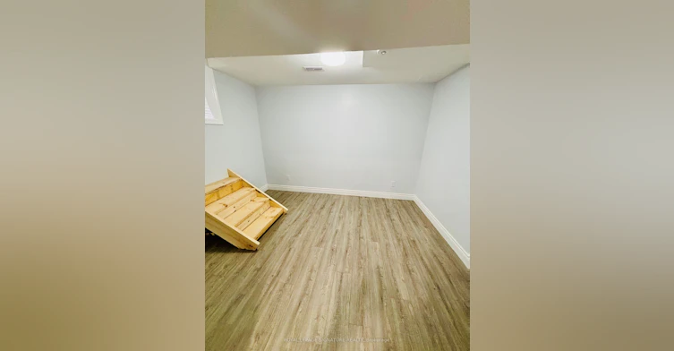 Lower-229 Springvalley Crescent, Hamilton, ON, L9C 0B3 - 9