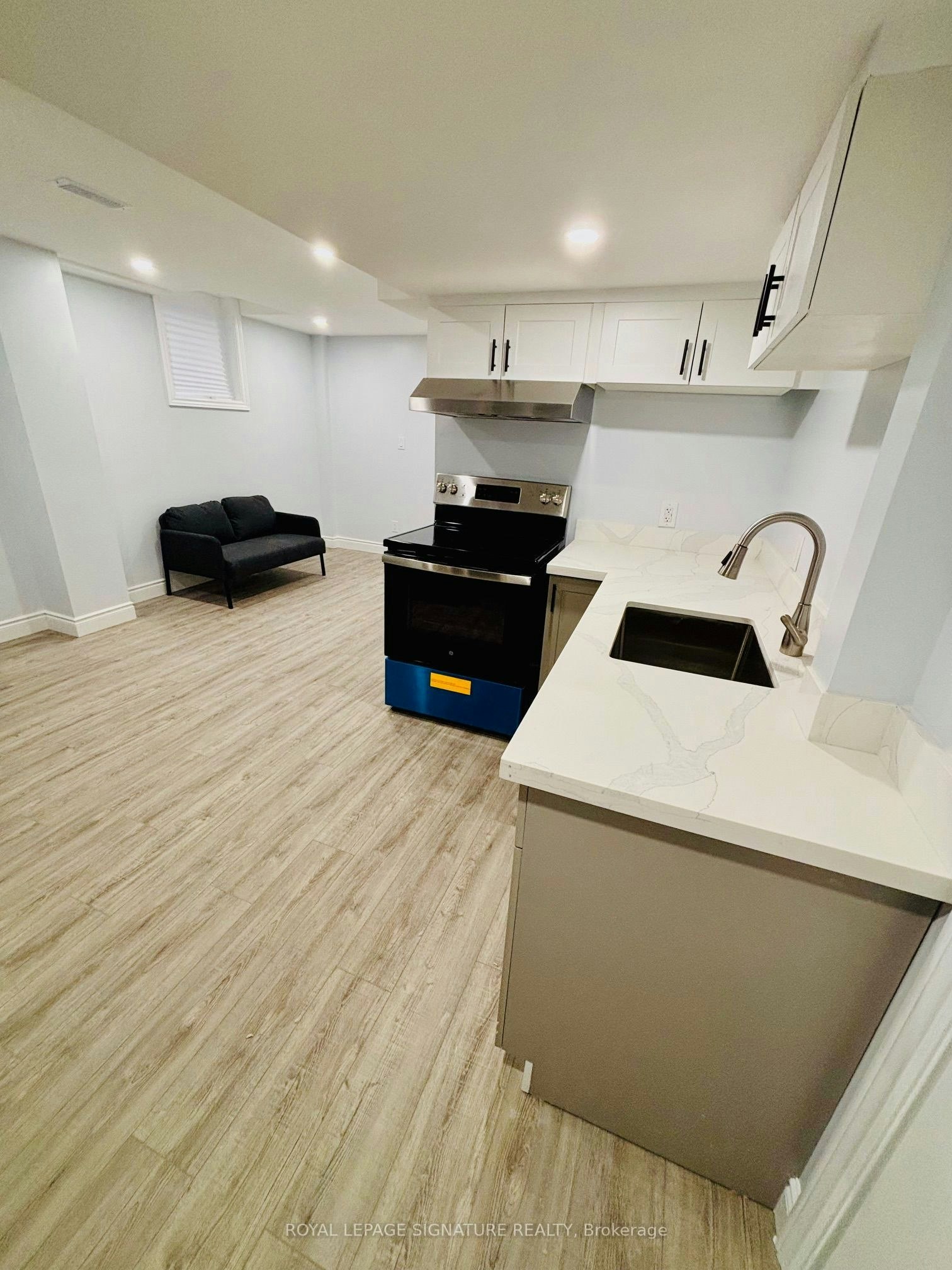 Lower-229 Springvalley Crescent, Hamilton, ON, L9C 0B3
