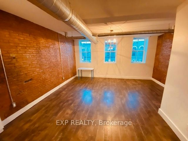165 St. Paul Street, St. Catharines, ON, L2R 3M5 - 8