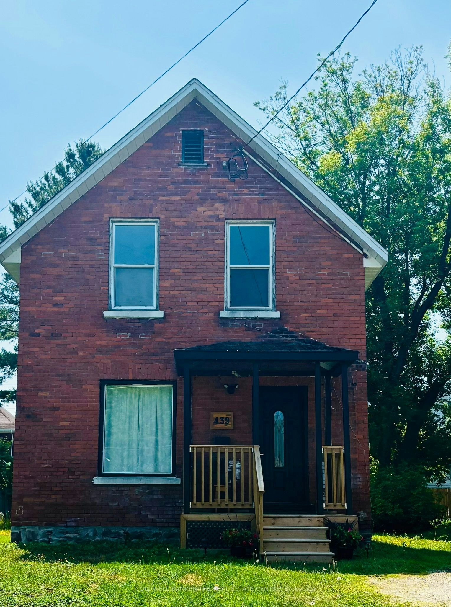 439 Second Avenue E, North Bay, ON, P1B 1L9