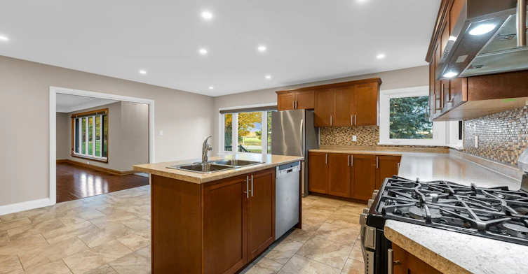 2347 Guyatt Road, Hamilton, ON, L0R 1C0 - 5