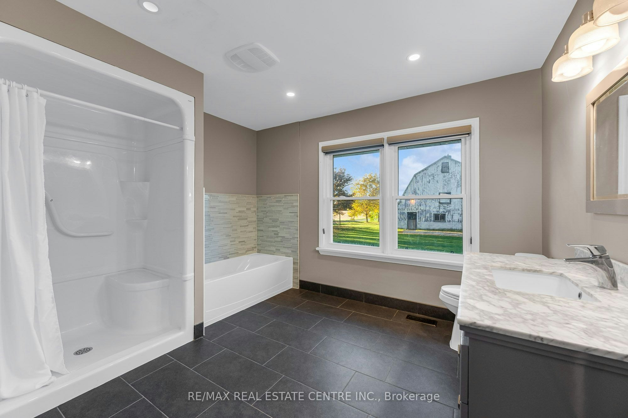 2347 Guyatt Road, Hamilton, ON, L0R 1C0 - 7