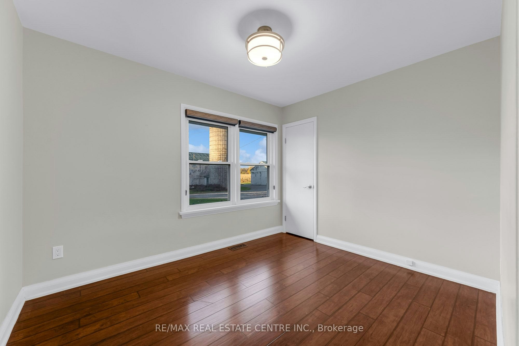 2347 Guyatt Road, Hamilton, ON, L0R 1C0 - 9