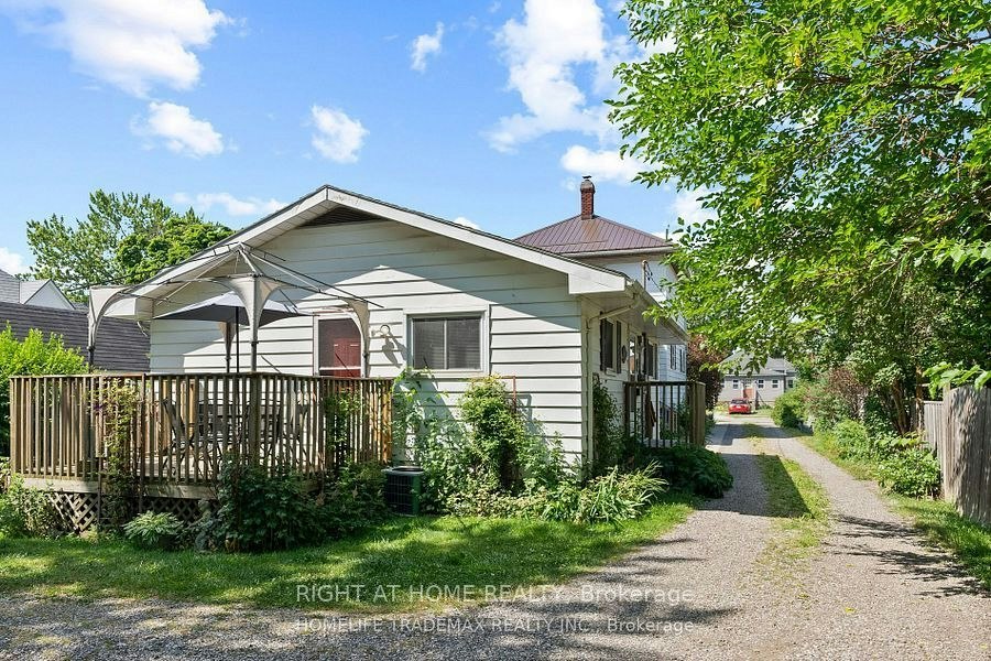 207-209 (COACH HOUSE) Inshes Avenue, Chatham-Kent, ON, N7M 2Z5