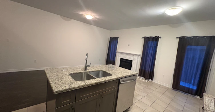 87 Sonoma Valley Crescent E, Hamilton, ON, L9B 0J3 - 5