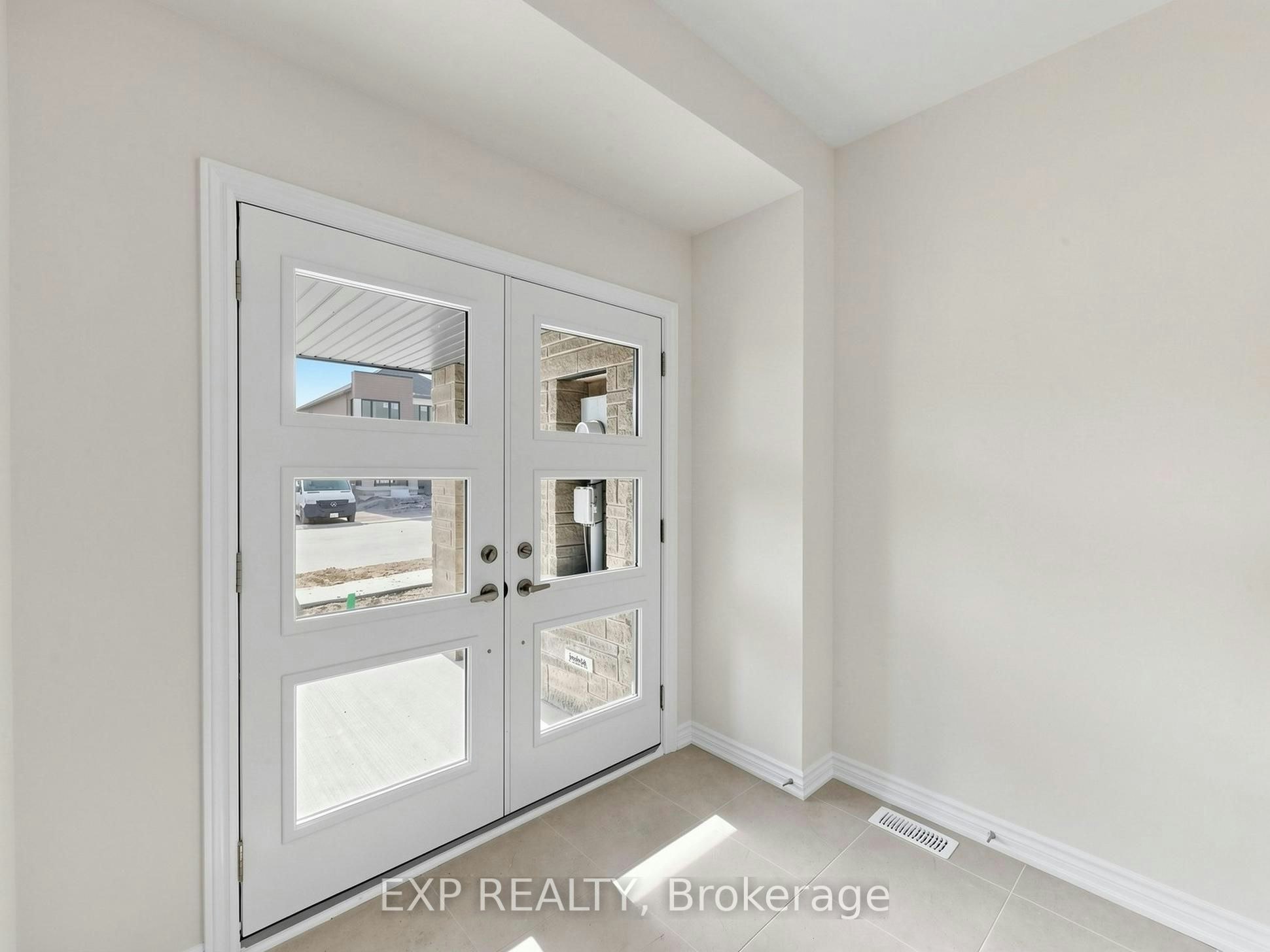 1915 Upper Thames Drive, Woodstock, ON, N4S 7W2 - 20