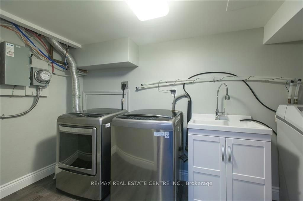 Lower-119 Alison Avenue, Cambridge, ON, N1R 1N5 - 11