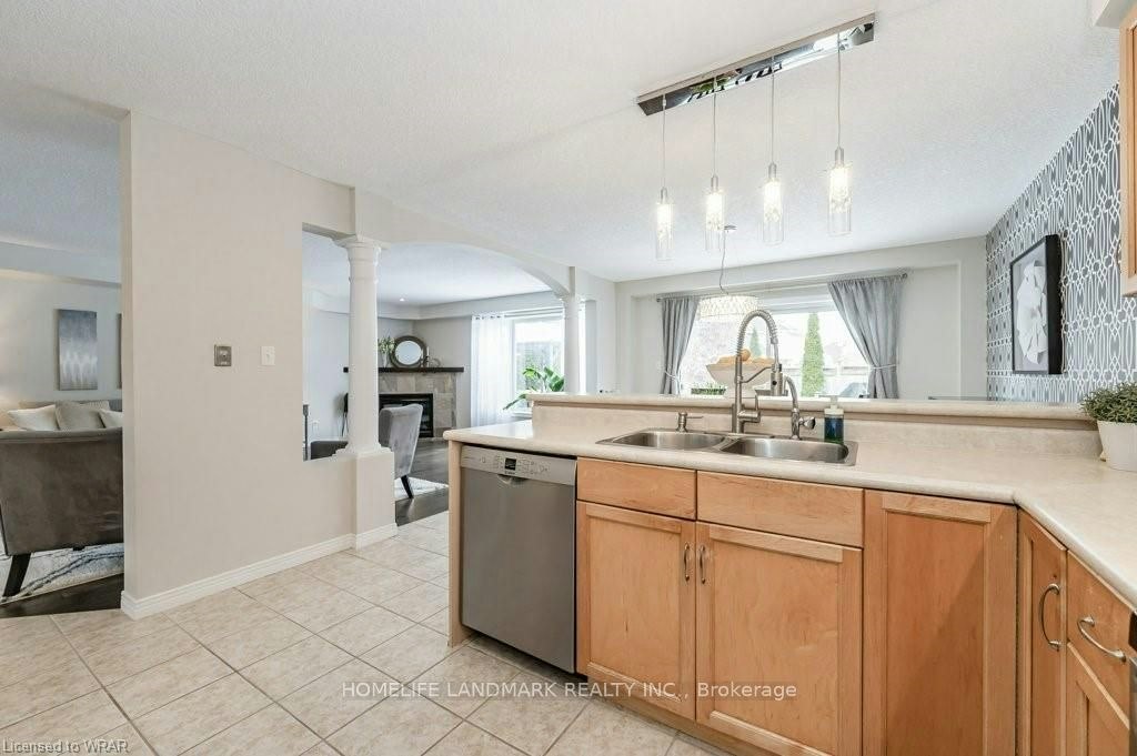 123 Winifred Street, Kitchener, ON, N2P 2M6 - 6