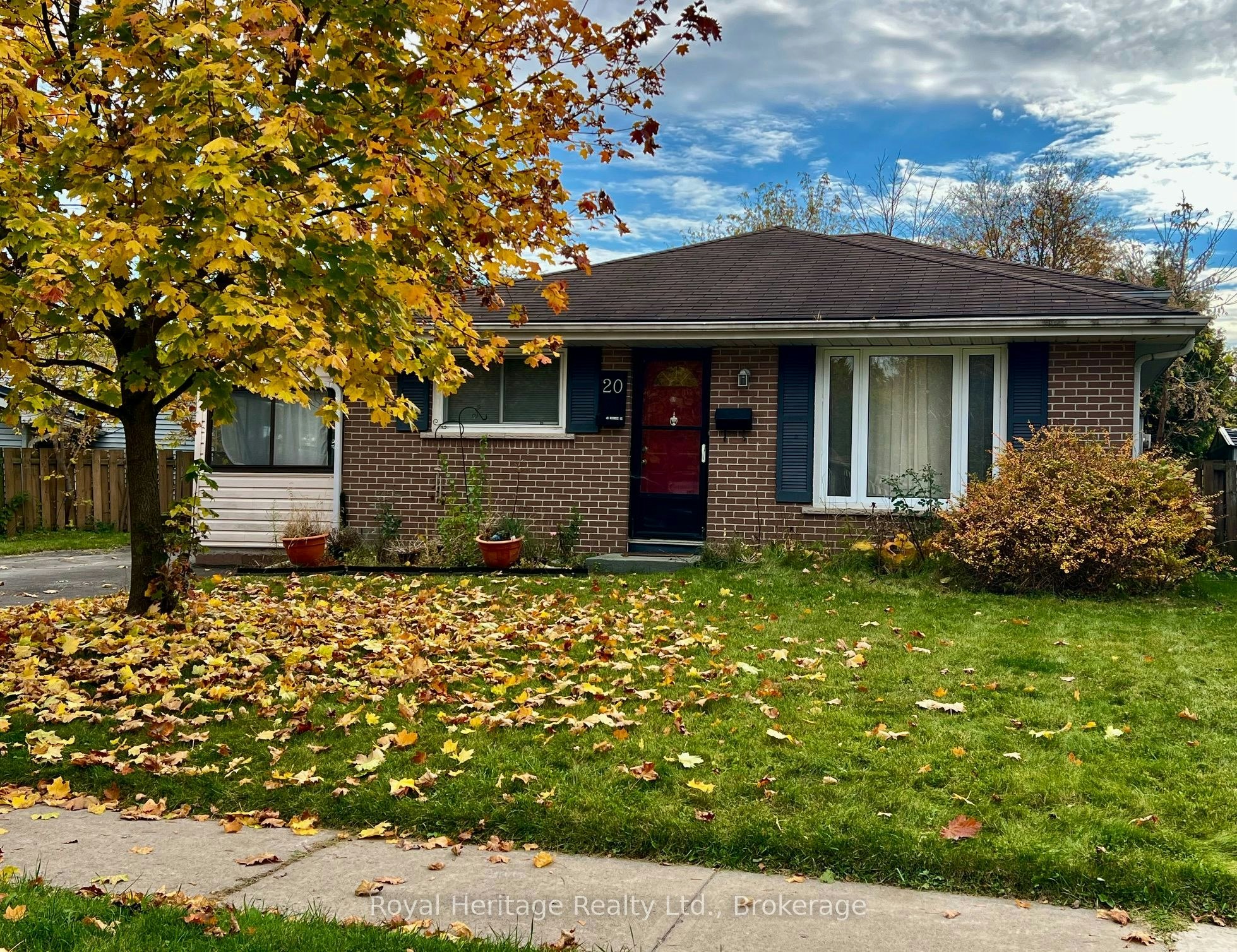 20 Ireland Drive, Quinte West, ON, K8V 5X3