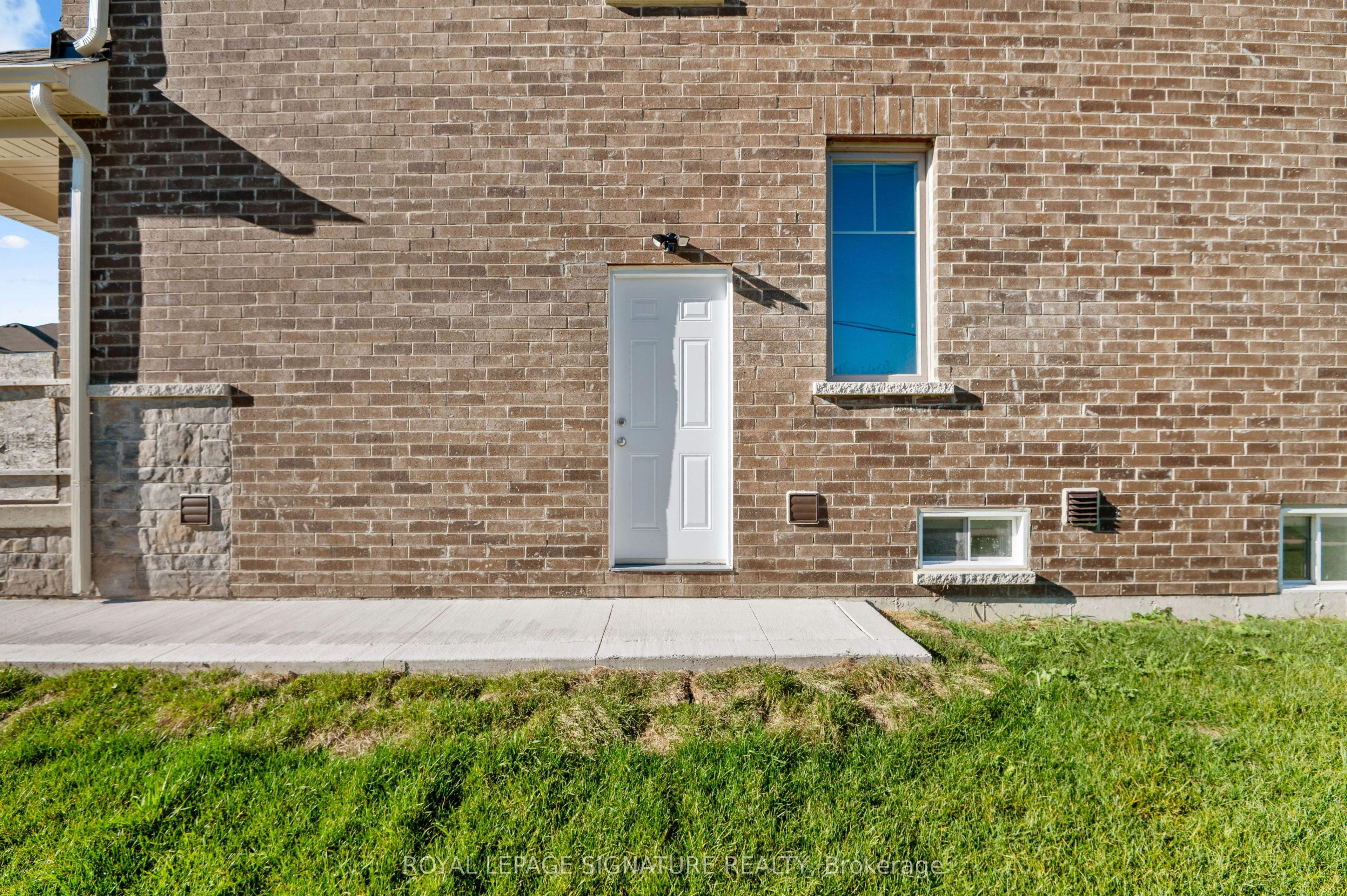 (Basement Suite)-1 Aitchison Avenue, Southgate Township, ON, N0C 1B0 - 3