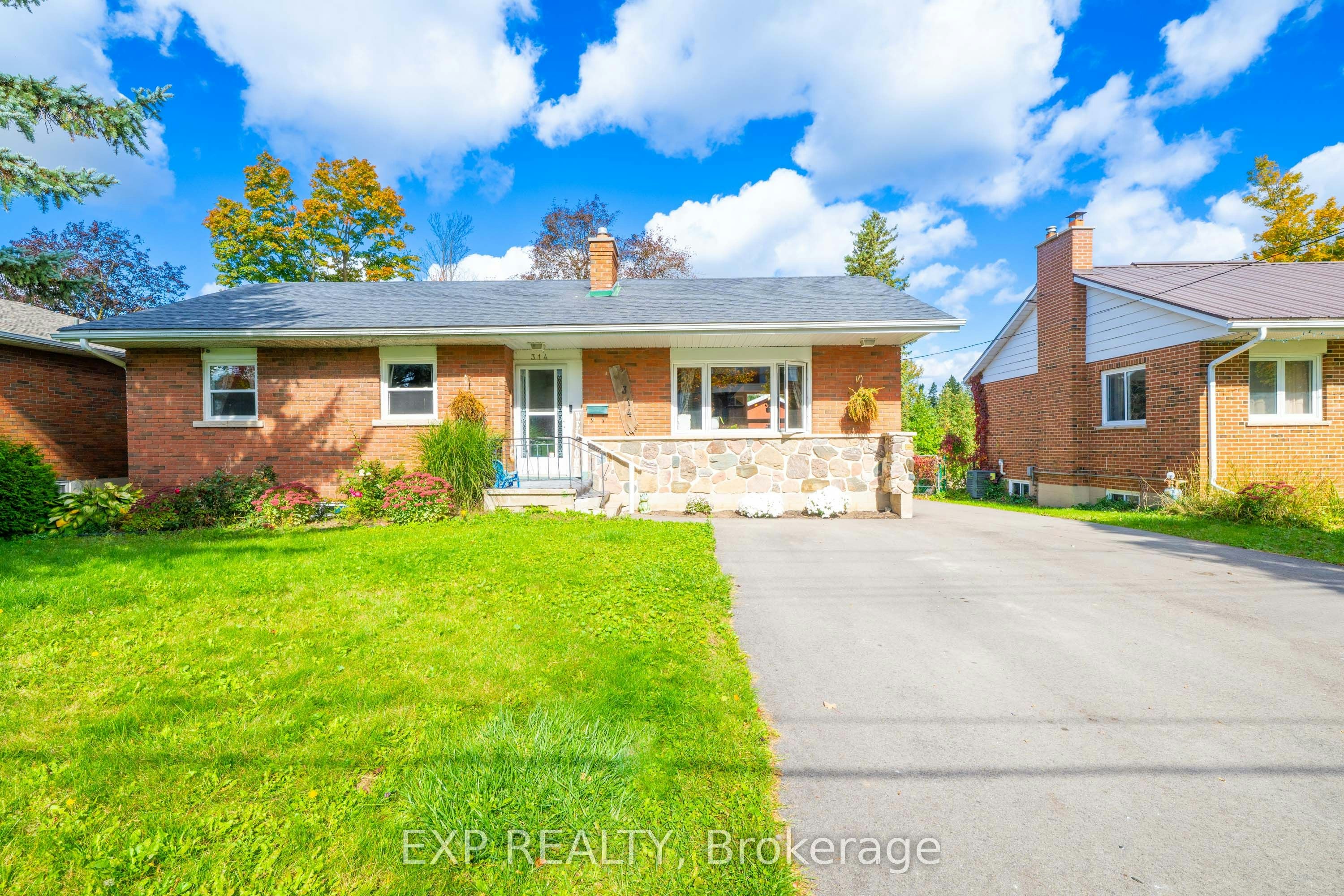 (MAIN LEVEL)-314 First Avenue E, Shelburne, ON, L9V 2Y9