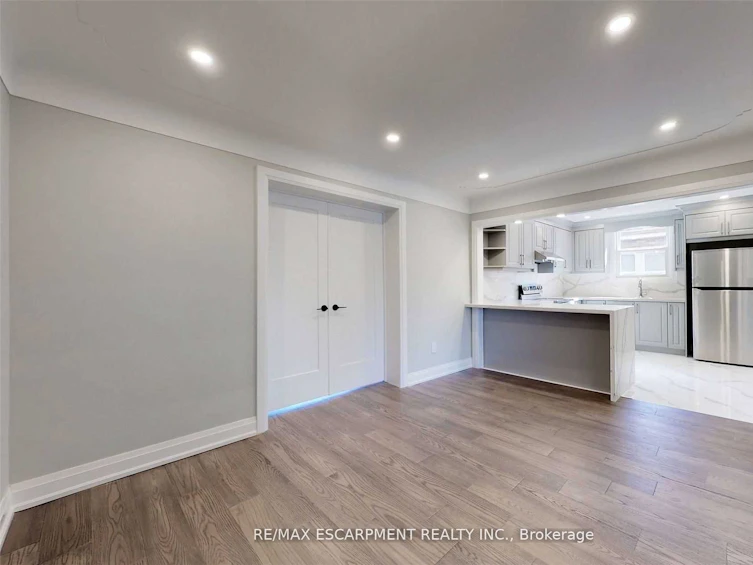 147 Garside Avenue South, Hamilton, ON, L8K 2W1 - 7