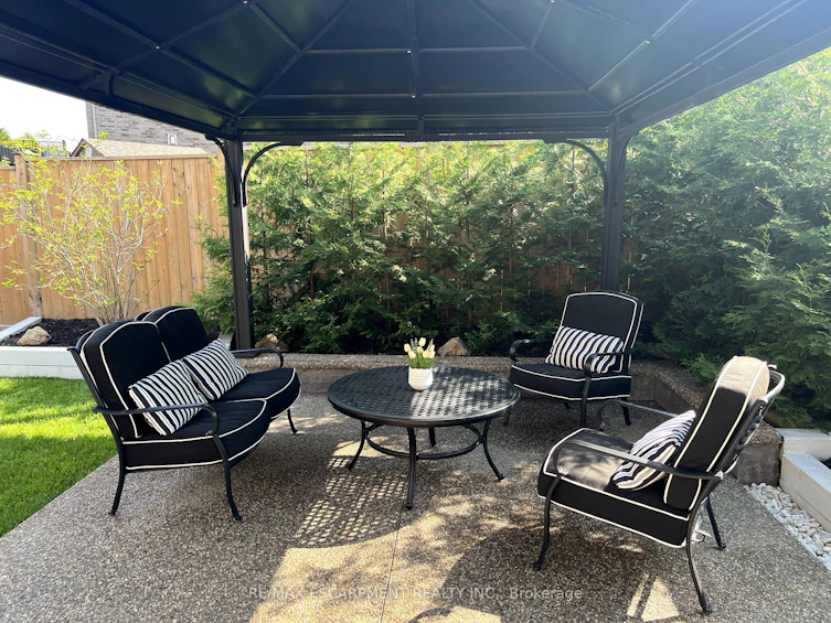 58 Cielo Court, Hamilton, ON, L9B 1A9 - 8