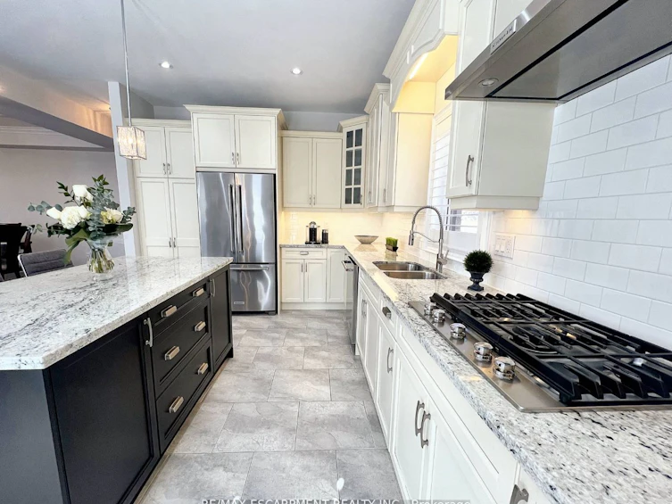 58 Cielo Court, Hamilton, ON, L9B 1A9 - 21